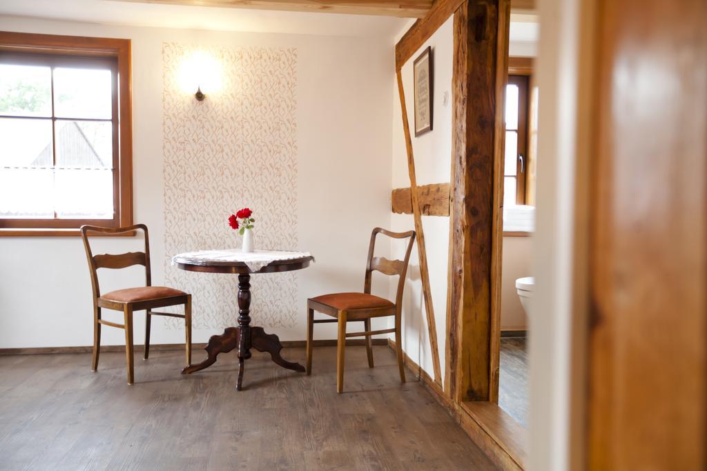 Pension Alte Schmiede Zabeltitz Cameră foto